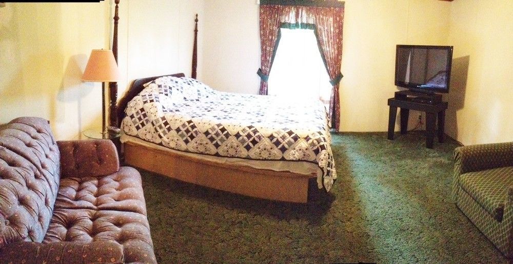Comfort Green Motel Thayer Екстериор снимка